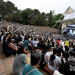 아시아 최대 미술축제장 제15회 광주비엔날레 개막