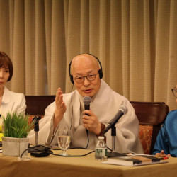 진우스님, 채프먼대 카파토스 교수와 대담…'한국 선명상과 양자역학과의 대화'