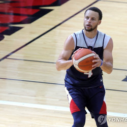 스테픈 커리, NBA 신생팀 구입 의향…농구계의 판도를 바꿀까?