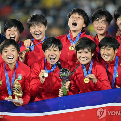 북한, FIFA U-20 여자 월드컵 우승 소식 1면에 대대적으로 보도