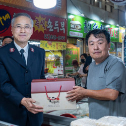 구세군, 추석 맞아 전통시장서 나눔 활동