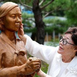 우리가 그랬구나…한일 작가 모여 '위안부' 문제 전시회 개최