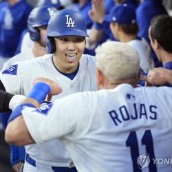 오타니의 동점 3점 홈런, 다저스 NLDS 1차전 승리 이끌다...포스트시즌 기분 좋은 출발