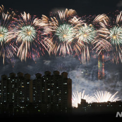 여의도 불꽃축제 100만명 몰린다…서울시 안전관리 만전