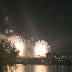 펌) 오늘자 불꽃놀이 축제 편돌이...