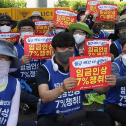 정부-공무원노조, 역대 3번째 교섭 타결…임금·수당 개선 논의