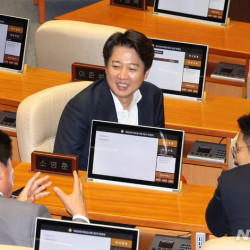 이준석 윤정부 수의계약 까면 정권 무너져…배현진·박수영 무식한 돌격 