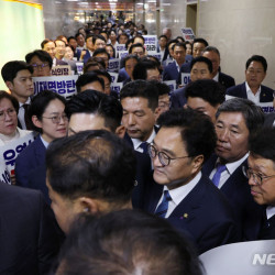 여야 원구성 대치 속 우원식 여야 협의…내일 본회의 어려울 듯(종합)